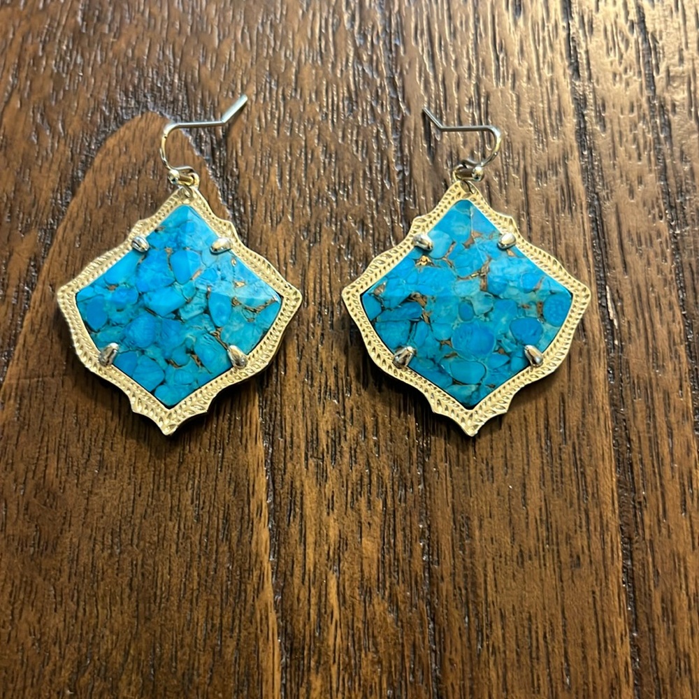 Kendra Scott turquoise Kirsten earrings